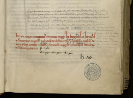 La table des matières médiévale de ce manuscrit, en rouge, a été complétée par l’indication de feuillets de début des différentes parties, puis par une annotation d’un bibliothécaire du XVIIe-XVIIIe siècle, elle-même complétée par une annotation de Dom Delannes. MGT, ms. 259, f. 1.