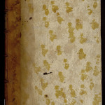Demi-reliure du XVIIIe siècle, en basane et papier moucheté sur carton, de type 1. MGT, ms. 569, plat supérieur.