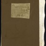 Demi-reliure de restauration, en toile et parchemin souple. Les ais de bois de la reliure médiévale ont été conservés sous la toile et une ancienne étiquette a été reportée sur la toile. MGT, ms. 829, plat inférieur.