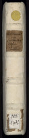 Etiquette apposée au XVIIIe siècle sur le dos en parchemin d’un manuscrit. La cote moderne est collée en dessous. MGT, ms. 1412, dos.